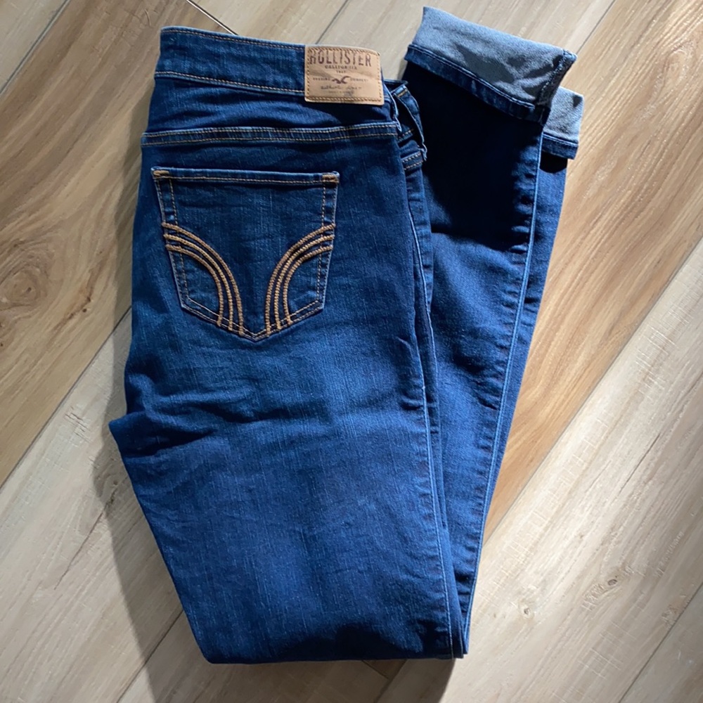 Hollister Super Skinny Jeans size 9 Long